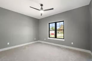 W332N4520 Grace Ct, Nashotah, WI 53058 - Photo 23