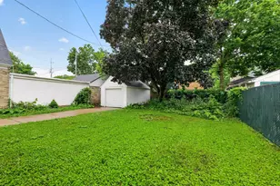 4109 N 39th St, Milwaukee, WI 53216 - Photo 37