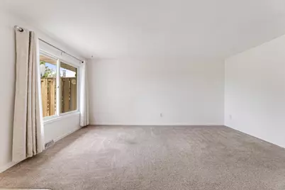 815  Kingston St, Caledonia, MN 55921 - Photo 3