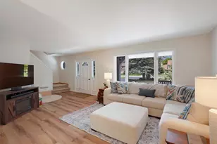 N30W23511 Greenfield Ct, Pewaukee, WI 53072 - Photo 27
