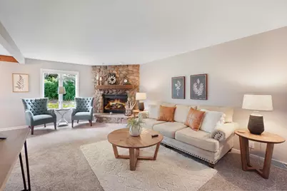 N30W23511  Greenfield Ct, Pewaukee, WI 53072 - Photo 11