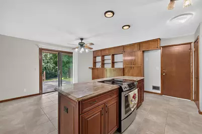 3217  Southwood Dr, Racine, WI 53406 - Photo 5