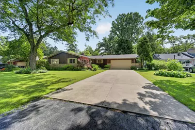 3217  Southwood Dr, Racine, WI 53406 - Photo 27