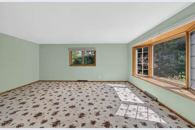 3217  Southwood Dr, Racine, WI 53406 - Photo 11