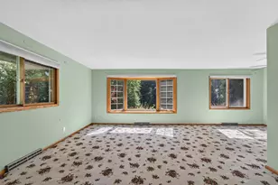 3217 Southwood Dr, Racine, WI 53406 - Photo 13