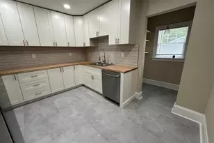 3715 N 22nd St, Milwaukee, WI 53206 - Photo 9