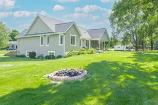 W5158 Hares Foot Rd, Sugar Creek, WI 53121 - Photo 29