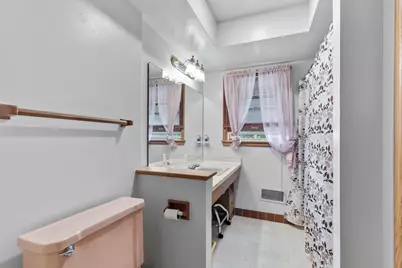 5737 N 80th St, Milwaukee, WI 53218 - Photo 3