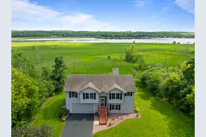 W3647  Lakeview Dr, Geneva, WI 53147 - Photo 3