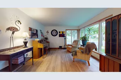 2402 S 9th St, Manitowoc, WI 54220 - Photo 25