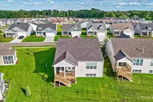 405 Canon Dr, Geneva, WI 53147 - Photo 45