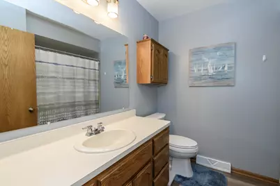 W178N9858  Riversbend Cir #D-95, Germantown, WI 53022 - Photo 15