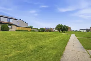 10156 W Kiehnau Ave, Milwaukee, WI 53224 - Photo 3