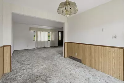 10156 W Kiehnau Ave, Milwaukee, WI 53224 - Photo 7