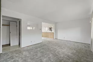 10156 W Kiehnau Ave, Milwaukee, WI 53224 - Photo 13