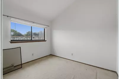 10156 W Kiehnau Ave, Milwaukee, WI 53224 - Photo 23