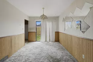 10156 W Kiehnau Ave, Milwaukee, WI 53224 - Photo 5