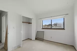 10156 W Kiehnau Ave, Milwaukee, WI 53224 - Photo 21