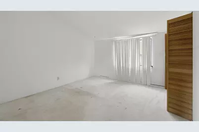 10156 W Kiehnau Ave, Milwaukee, WI 53224 - Photo 17