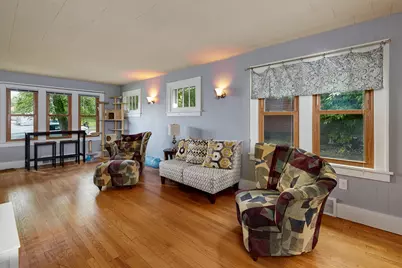 220 S Hartwell Ave, Waukesha, WI 53186 - Photo 9