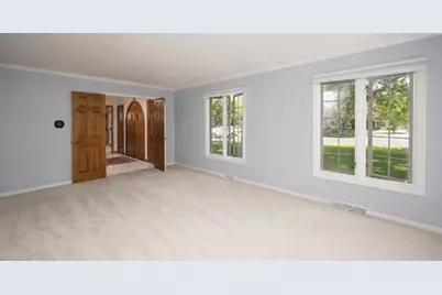 3  Maplewood Ct, Racine, WI 53402 - Photo 9