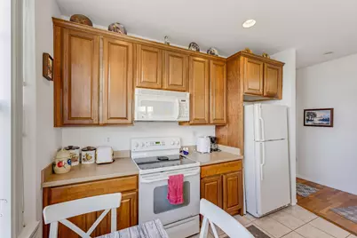 3872 S Lake Dr #209, Saint Francis, WI 53235 - Photo 7