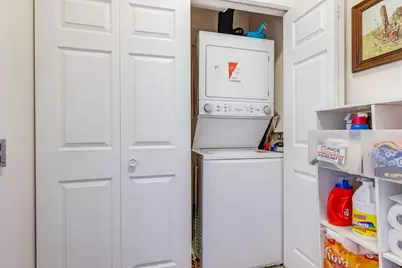 3872 S Lake Dr #209, Saint Francis, WI 53235 - Photo 21