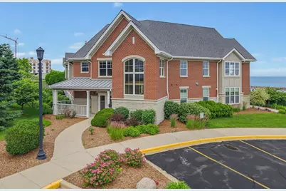 3872 S Lake Dr #209, Saint Francis, WI 53235 - Photo 25