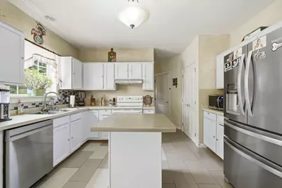 951  River Park Dr, Waukesha, WI 53189 - Photo 7