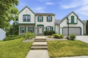 951 River Park Dr, Waukesha, WI 53189 - Photo 1