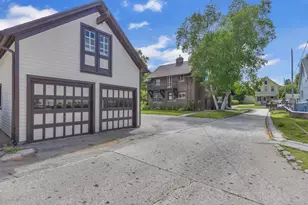 1723 N 3rd St, Sheboygan, WI 53081 - Photo 25