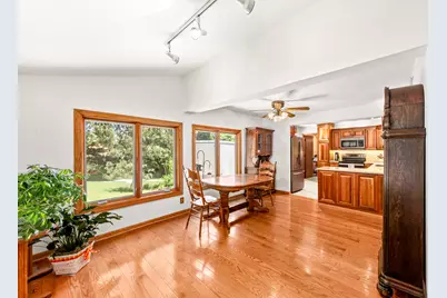 1538  3rd St, Delafield, WI 53018 - Photo 5