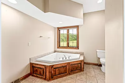 3976  Woodridge Ct, Richfield, WI 53017 - Photo 47