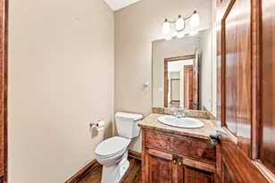 3976 Woodridge Ct, Richfield, WI 53017 - Photo 41