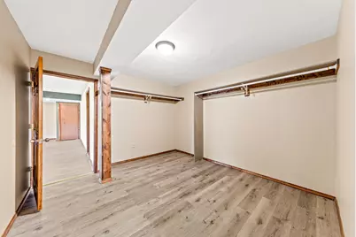 3976  Woodridge Ct, Richfield, WI 53017 - Photo 63