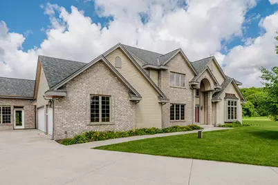 3976  Woodridge Ct, Richfield, WI 53017 - Photo 11