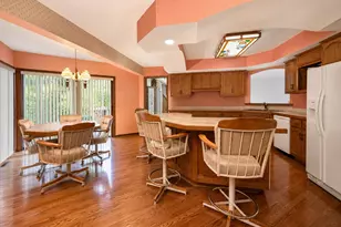 1868 Cypress Dr, Grafton, WI 53024 - Photo 9