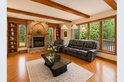 1868  Cypress Dr, Grafton, WI 53024 - Photo 13