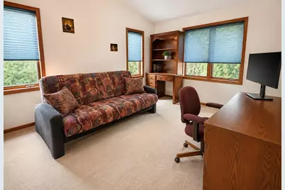 1868  Cypress Dr, Grafton, WI 53024 - Photo 27
