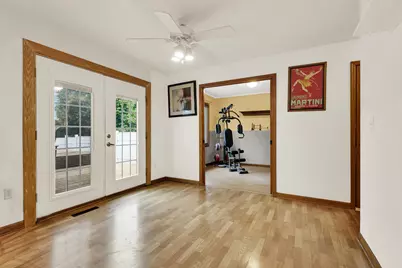 8215 S Wildwood Dr, Oak Creek, WI 53154 - Photo 21
