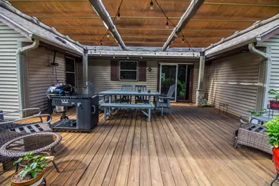W273S2261  Drumlin Dr, Waukesha, WI 53188 - Photo 9