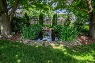 W273S2261 Drumlin Dr, Waukesha, WI 53188 - Photo 13