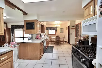 4821  70th St, Kenosha, WI 53142 - Photo 5