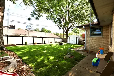 4821  70th St, Kenosha, WI 53142 - Photo 23