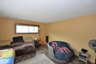 4320 Byrd Ave, Racine, WI 53405 - Photo 5