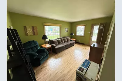 2210 S 56th St, West Allis, WI 53219 - Photo 5