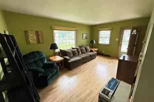 2210 S 56th St, West Allis, WI 53219 - Photo 5