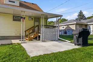 1115 Lawndale Ave, Waukesha, WI 53188 - Photo 33