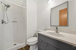 585 Ashley Ave, Port Washington, WI 53074 - Photo 11