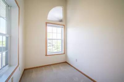 1046  River Place Blvd #8, Waukesha, WI 53189 - Photo 9